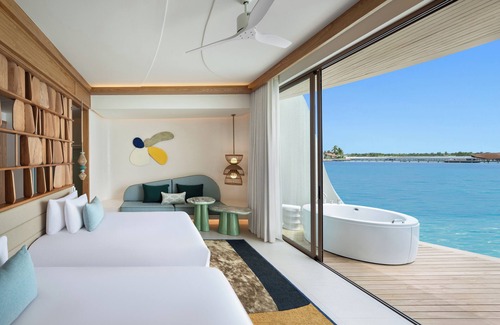 Farukolhufushi Island Resort | Centara Grand Lagoon Maldives