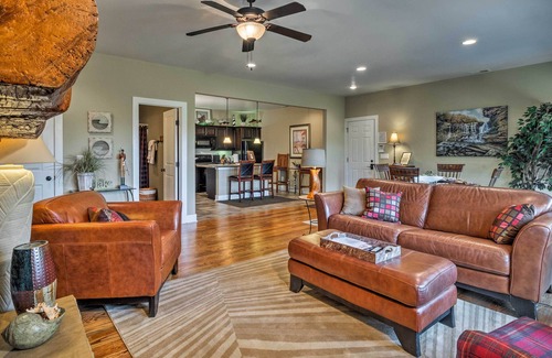 Silver Point Condo | Center Hill Lake Rental: Steps to Hurricane Marina