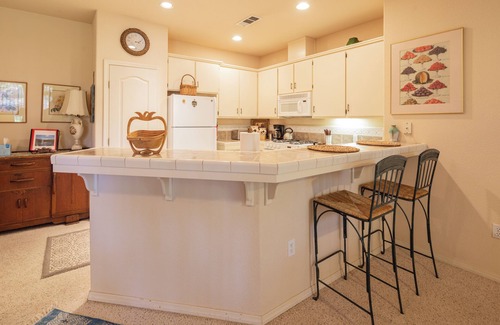 Three Rivers Villa | Center model of lux triplex with kaweah river running by property.