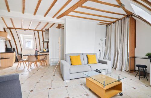Strasbourg -Saint-Denis Apartment | Center of Paris Luxurious Studio Apartment Free NetFlix