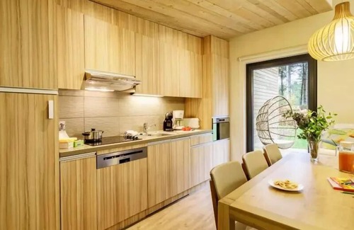 Curcay-sur-Dive House | Center Parcs - Domaine Le Bois aux Daims - 4 Room Cottage 6 People Premium