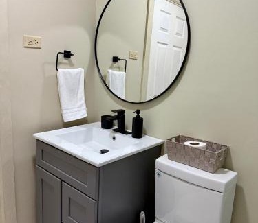 Summerfield Apartment | Central 2BDR Stay