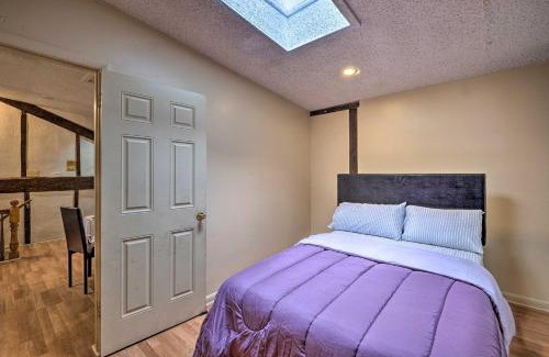 Mansion Area Apartment | Central Albany Apartment Walk to State Capitol!