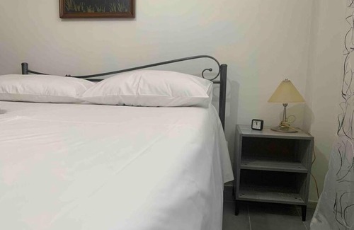 Petralona Apartment | Central Apartment near metro Keramikos- Airport