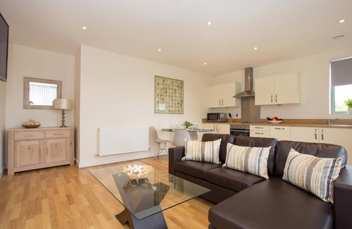 Basingstoke Apartment | Central Basingstoke - Luxury 2 bedroom 2 bathroom apartment (double/double)