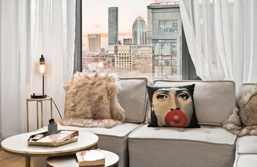 Shawmut Apartment | Central Boston Bliss Family Haven Awaits