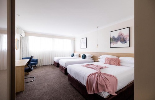 Orange Hotel | Central Caleula Motor Lodge