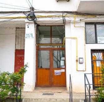 Targoviste Apartment | Central City View