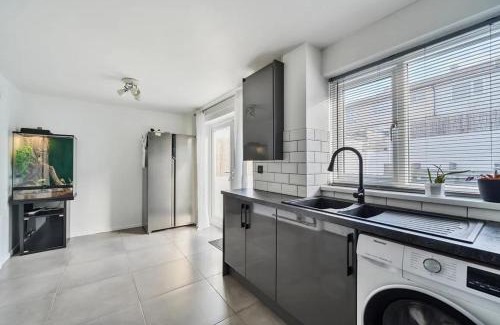 Redruth House | Central Cornwall Home