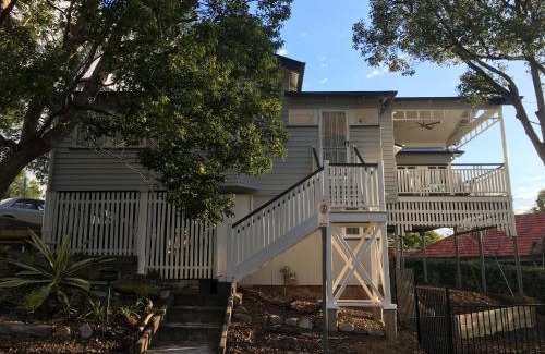 Toowong House | Central Cottage