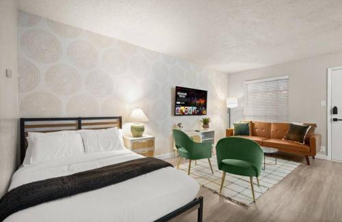 Hyde Park Apartment | Central & Cozy