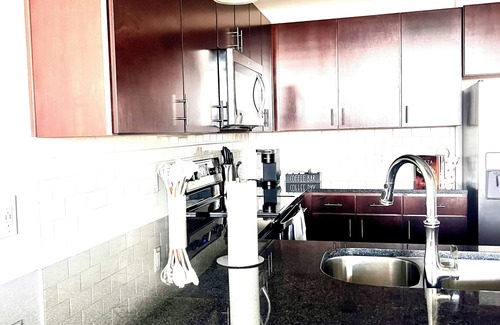 Downtown Apartment | Central Downtown Raleigh Luxury High-Rise Condo