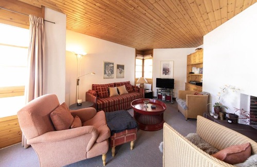 Lenzerheide Apartment | Central flat for 3 persons at Hotel Schweizerhof-Lenzerheide