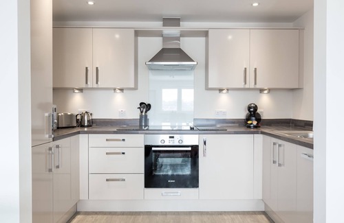Newbury Apartment | Central Gate Apartments by House of Fisher