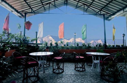 Gangtok Hotel | Central Hill Resort The Mall Road