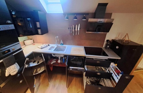Ilkley Apartment | CENTRAL ILKLEY Most popular holiday cabin, wood fire, free parking, EV Charger