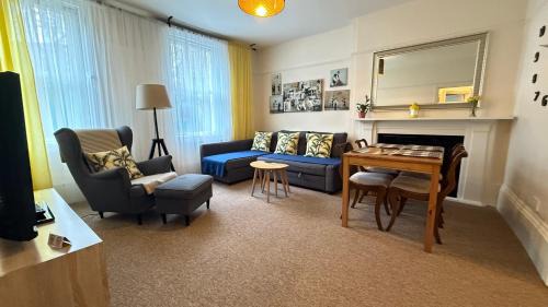Bristol Old City Apartment | Central Located One Bedroom Apt