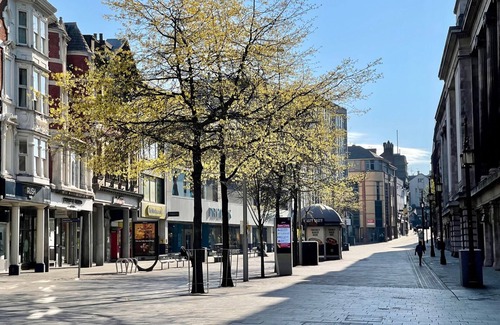 Nottingham City Centre Apartment | Central Nottingham Gem - Luxurious 2-Bed Apartment