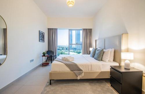 DIFC Apartment | Central Park Tower DIFC - 10 Minutes Walk to Metro - Spacious 1BDR
