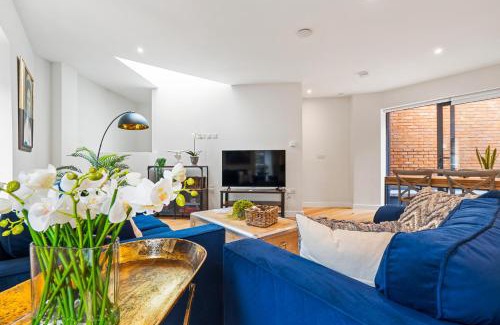 South Richmond Apartment | Central Richmond 3 Bedroom House
