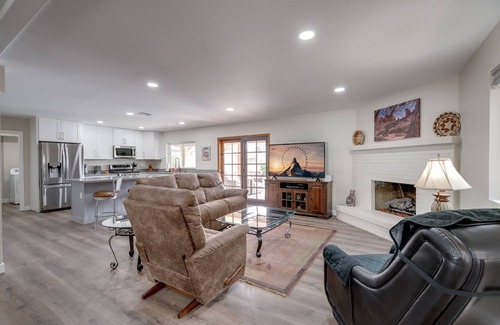 Raskin Estates House | Central Scottsdale Sonoran with Heated Pool!