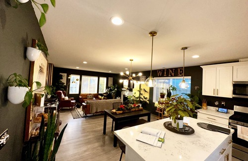 Central Tacoma Bed & Breakfast | Central Tacoma Homestay -private room-