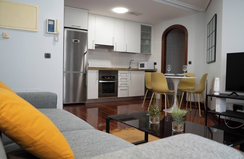Casco Vello Apartment | Centrally located apartment in Vigo 5 minutes from Puerta del Sol