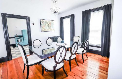 Munjoy Hill Apartment | Centrally located East End & off-street parking