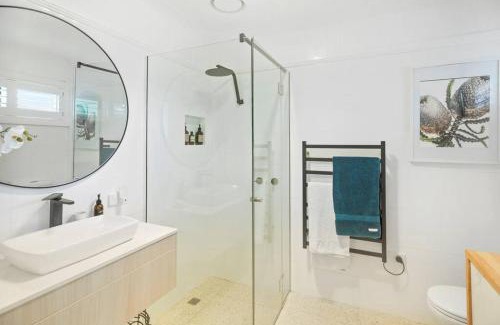 Whitfield House | Centrally located in the heart of the King Valley