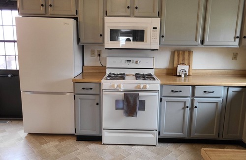Monona House | Centrally located in the NE Iowa Driftless Area!