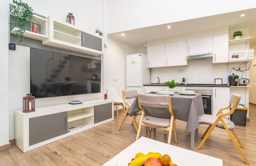 Pere Garau House | CENTRIC - Modern townhouse with nice terrace in the heart of Palma. Free WiFi