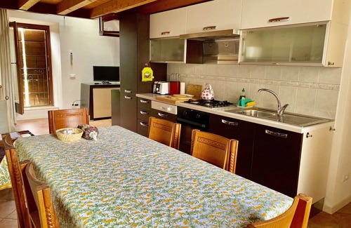 Toscolano Maderno Apartment | Cervano: Countrychic Apartment for 6-7 persons