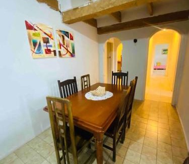 Embu das Artes House | Chácara Aconchegante com Piscina e Salão de Festas