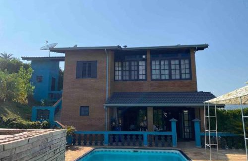 Bairro Canedos House | Chácara das Pedras Acolhedor, Alegria, Refúgio