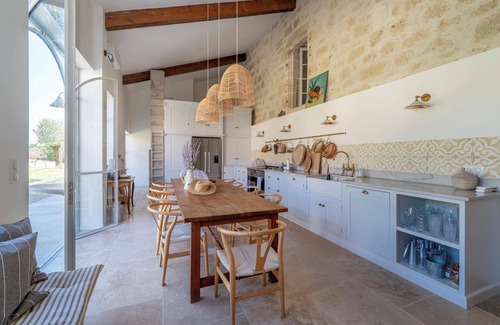 Saint-Martin-de-Beauville Villa | Château de Galaup - Five Bedroom Villa, Sleeps 10