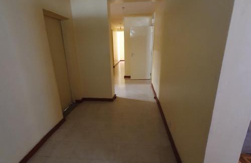Nakuru Villa | Château Lake-ish