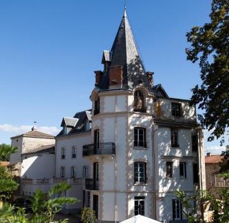 Saint-Cirgues-sur-Couze Bed & Breakfast | Château Les 4 Saisons