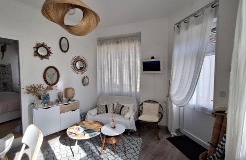 Quartier du Casino Apartment | Châtelaillon-Centre : Appart 50m Plage - FR-1-706-38
