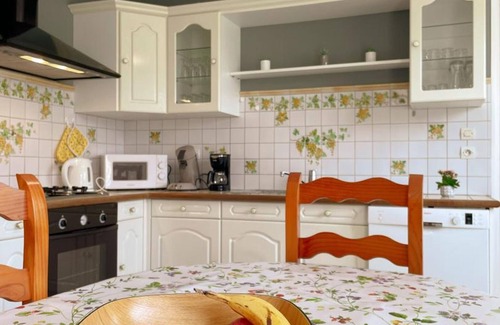 Valencisse Cottage | Charming Family-Friendly Cottage, Pet Welcome, Garden, Near Blois & Loire Castles