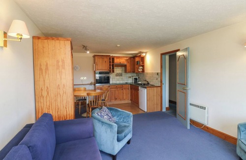 Kingsteignton Cottage | CHAFFINCH, pet friendly in Kingsteignton