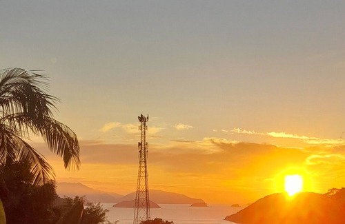 Prumirim Ski Chalet | Chalés Prumirim 2 Ubatuba five minutes from the BEACH AND WATERFALL OF PRUMIRIM!