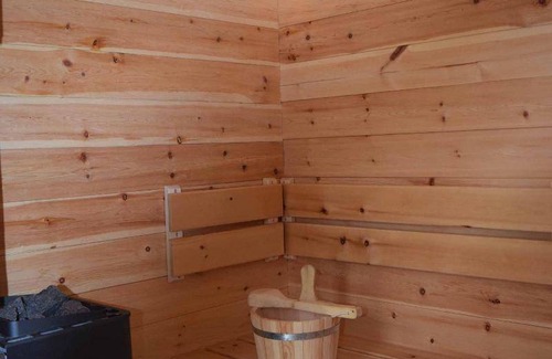 Falkenfels Ski Chalet | Chalet ∙ 1 bedroom ∙ 2 guests