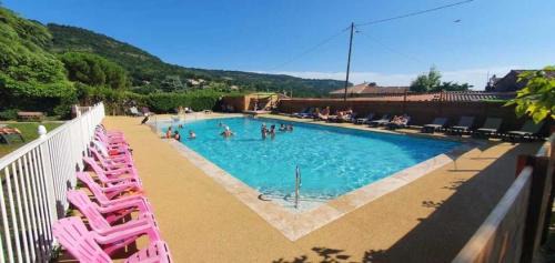 Darbres Ski Chalet | Chalet 3 étoiles - Piscine - eeigai