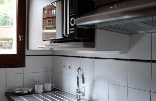 La Salle-les-Alpes Ski Chalet | Chalet, 300m from ski slopes, terrace, parking, tv, 45m², Serre Chevalier