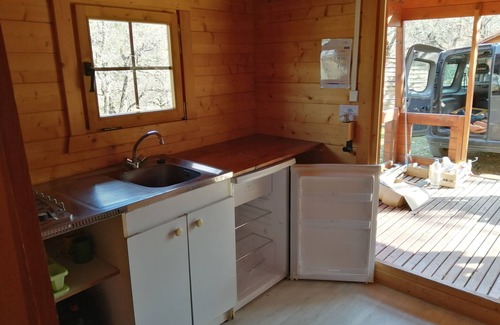 Simiane-la-Rotonde Cabin | Chalet Aiguebelle