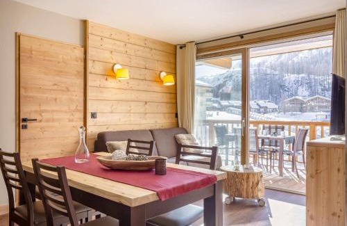Tignes Apartment | Chalet Apartment with Pool