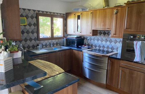 Cruseilles Ski Chalet | Chalet at 800 m, 30 minutes from Annecy and Geneva and 45 minutes from the Jura mountains.