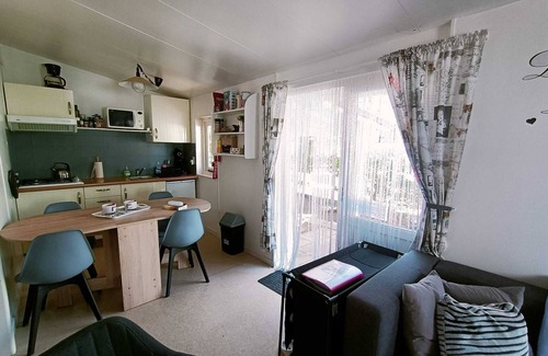 Champs-Romain Ski Chalet | Chalet at camping Le Verdoyer* Dordogne France 4 pers./2 bedrooms