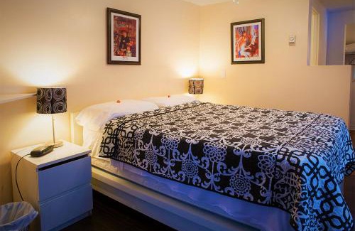 Beaconsfield Hotel | Chalet Beaconsfield Motel