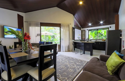 Penas Blancas House | Chalet birds, gardens farm 3 BukalaVillageLodge
